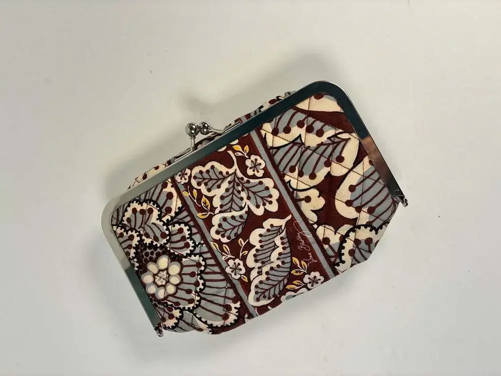 Vera Bradley Quilted Kiss-Lock Coin Purse Wallet - Picture 1 of 5